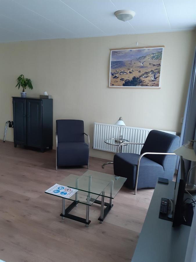 Logement 'De Witte Klok' Oude Bildtzijl Bagian luar foto