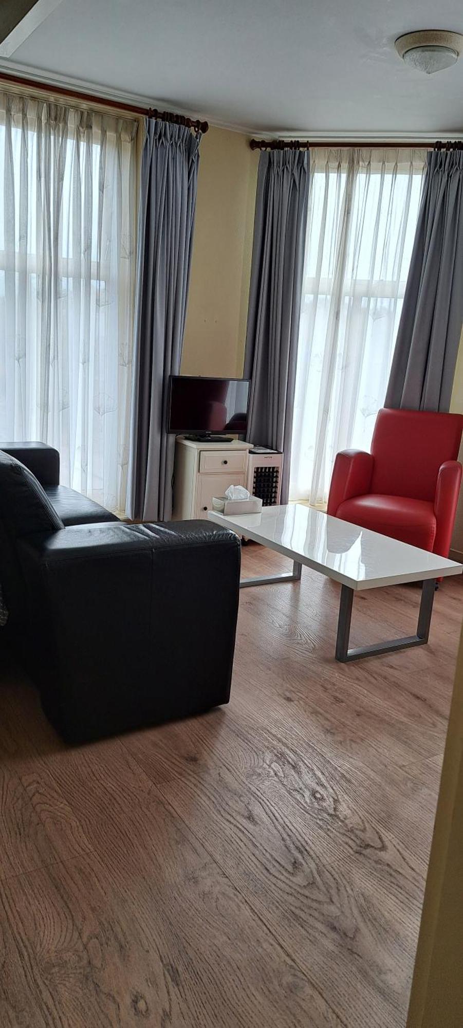 Logement 'De Witte Klok' Oude Bildtzijl Bagian luar foto