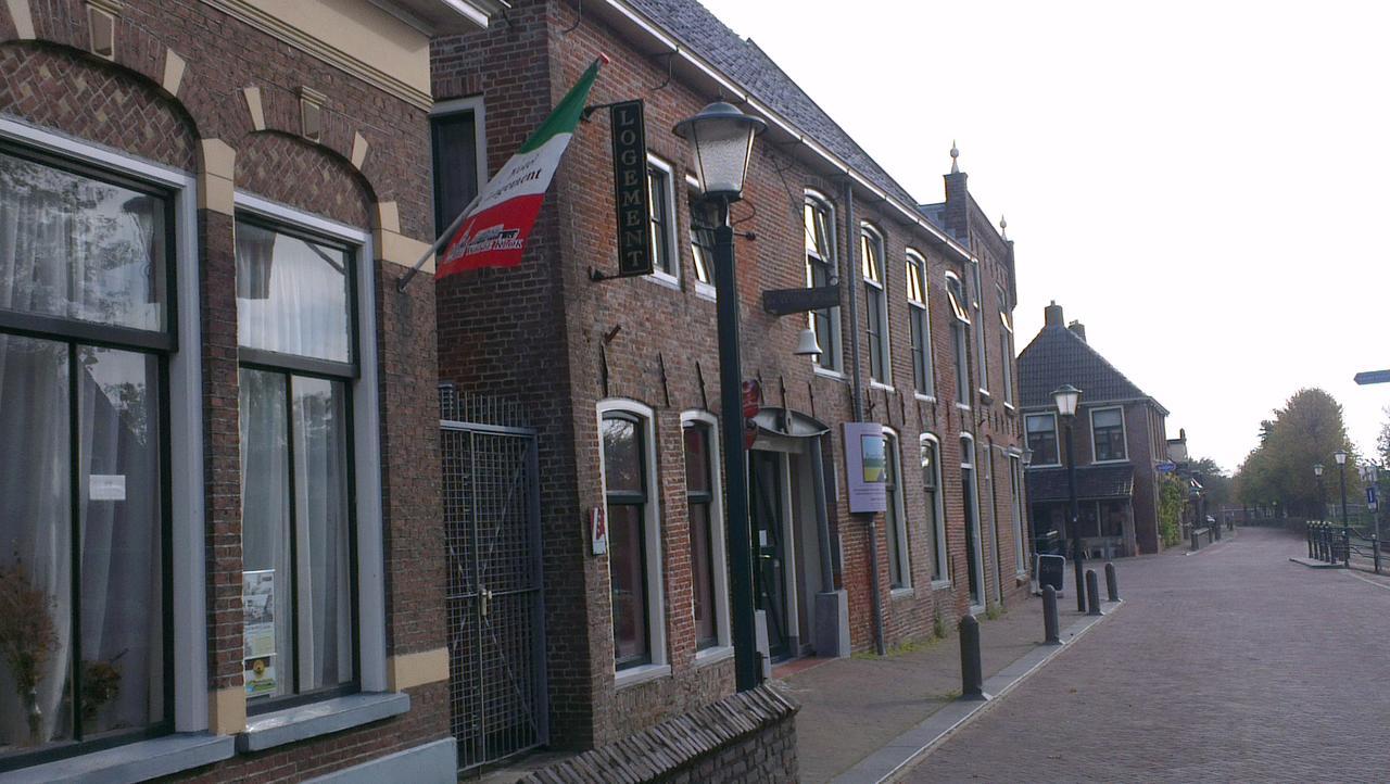 Logement 'De Witte Klok' Oude Bildtzijl Bagian luar foto